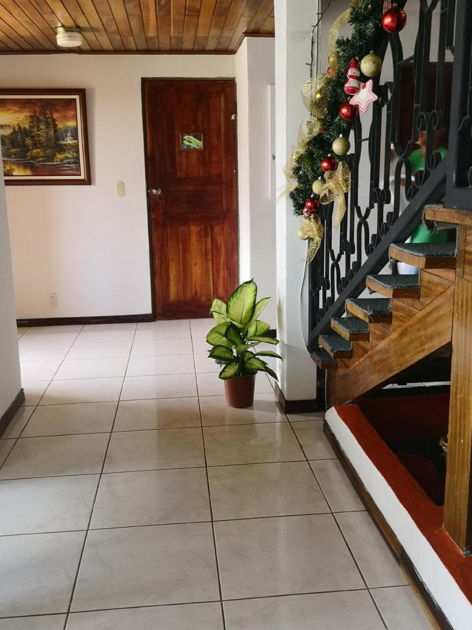 Vida Tropical Bed & Breakfast Alajuela Екстериор снимка