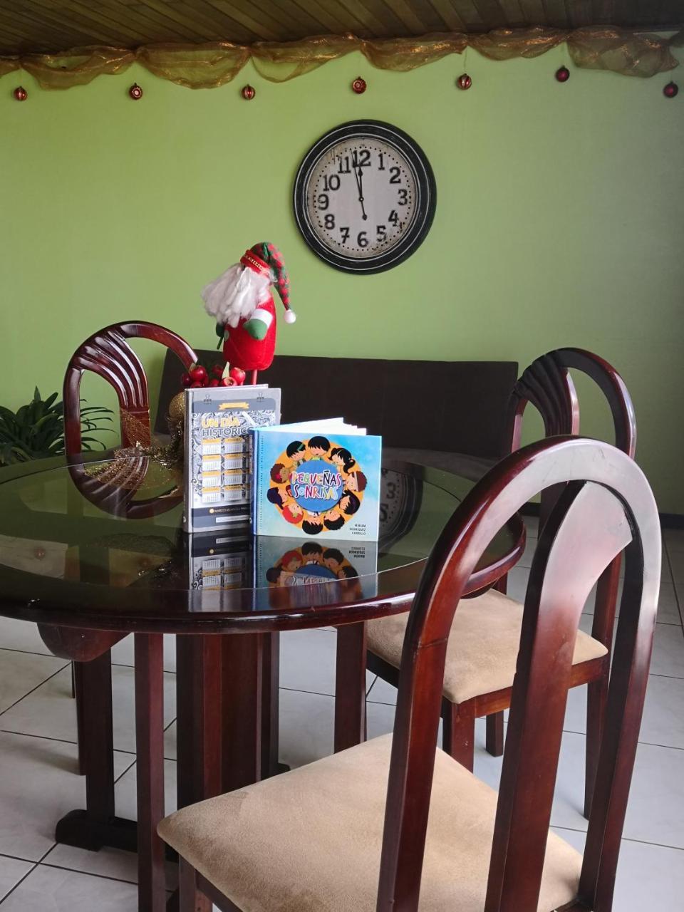 Vida Tropical Bed & Breakfast Alajuela Екстериор снимка