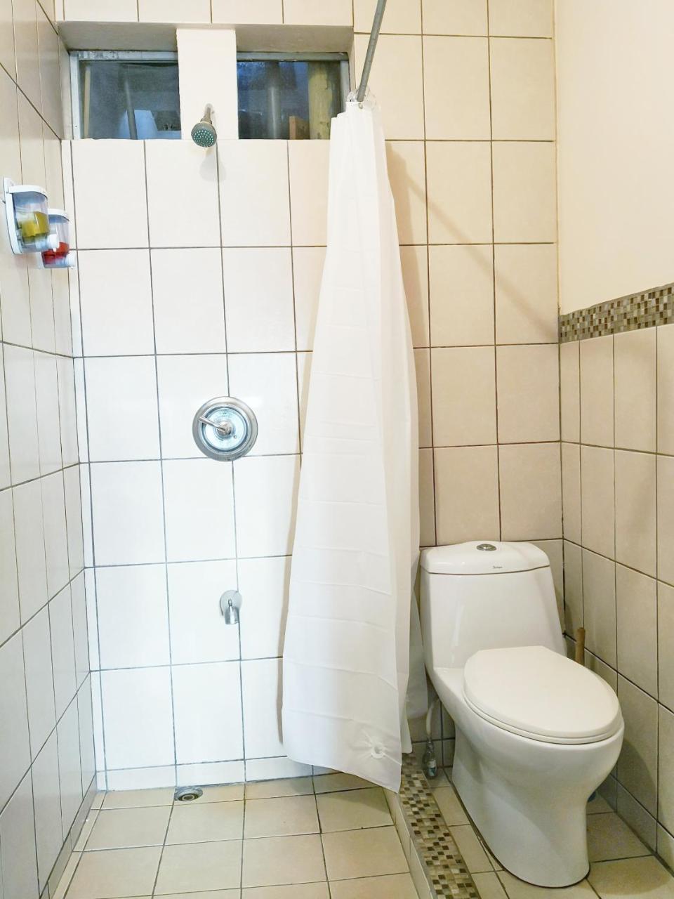Vida Tropical Bed & Breakfast Alajuela Екстериор снимка